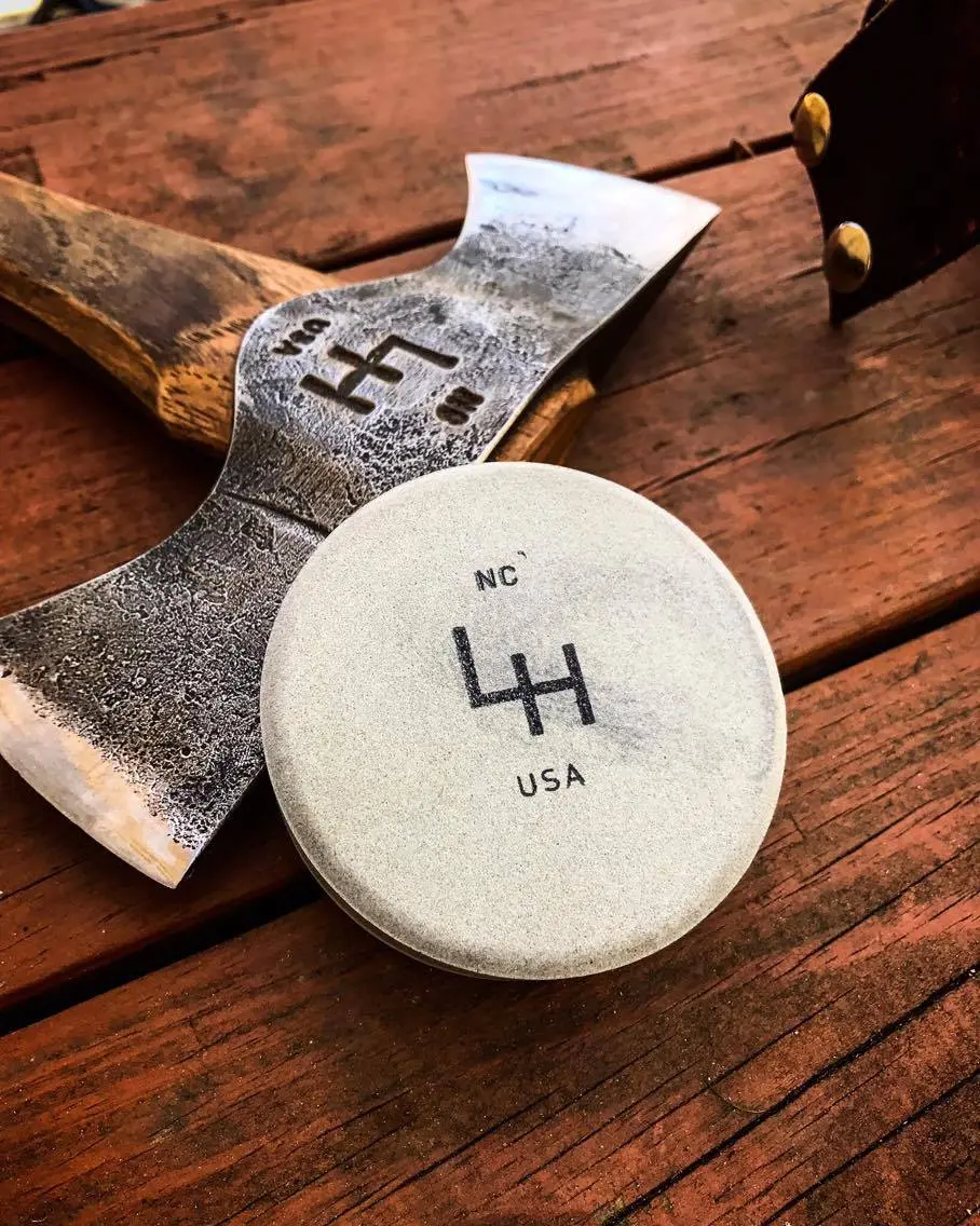 Axe Sharpening Stone - Arctic Fox Puck - Image 3