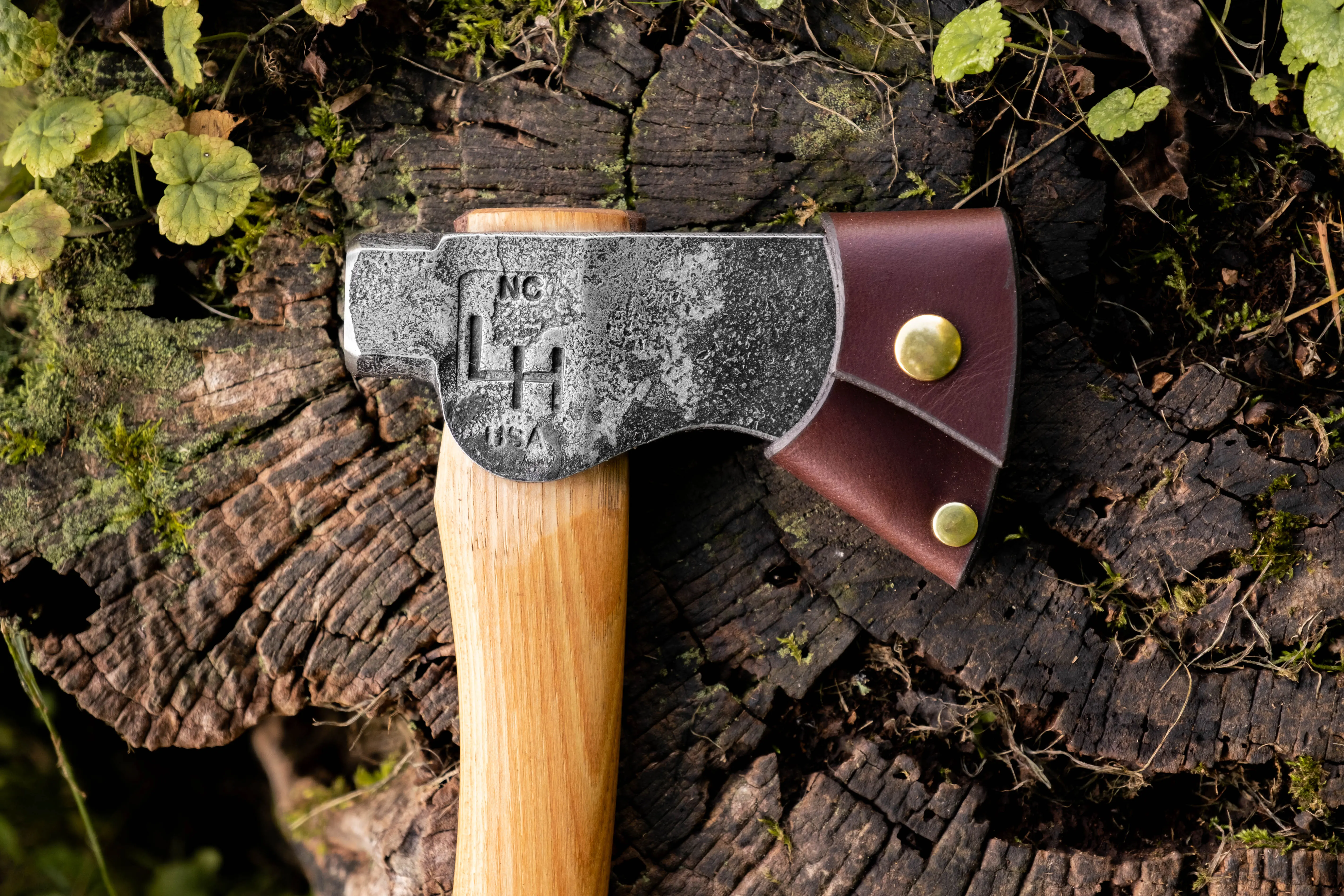 Trapper's Hatchet - Image 3